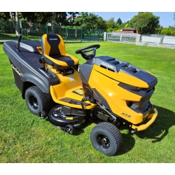 Traktor koszący Cub Cadet XT2 QR106 z silnikiem Kawasaki